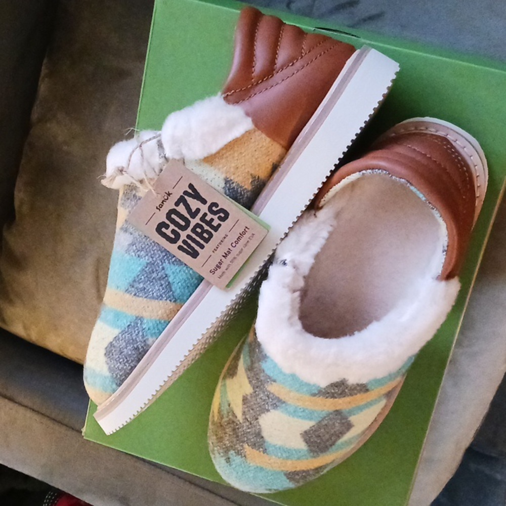 Sanuk Cozy Vibes Slippers